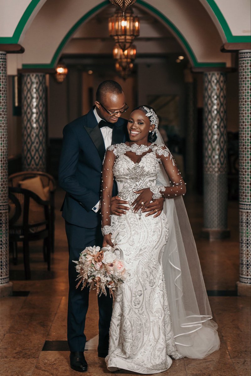 jdmasaki's tweet photo. Proverbs 18:22: “He who finds a wife finds a good thing and obtains favor from the Lord.”

I love you my wife CJM

29.04.2023 Dieu Permet 🙏🏾! https://t.co/HBOkgMvDMN