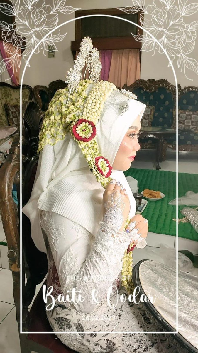 s4lm0nkazan's tweet image. Guys! Yg mau custom FILTER IG untuk nikahan, ultah atau acara apapun. Boleh chat temenku yah (IG: @riskafdhl) atau kalo mau wa-nya bs ketuk DM ku. Barusan ku dibikinin GIF Instagram xixixi 
Start from 10.000 aja 😭😭🥹🫶🏻 
Bantu RT ya !!  #zonaBU #zonajajan #customfilter