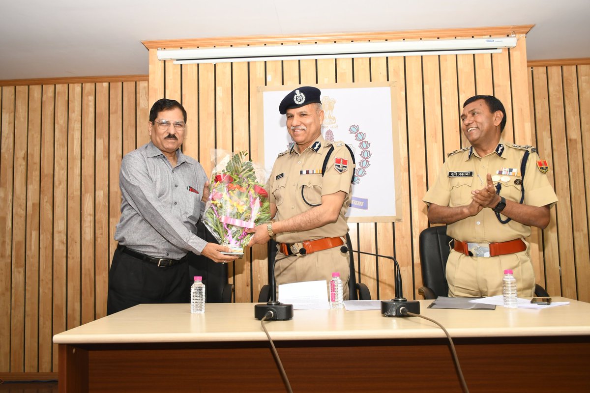 Dr. Alok Tripathi, IPS(R) tweet media