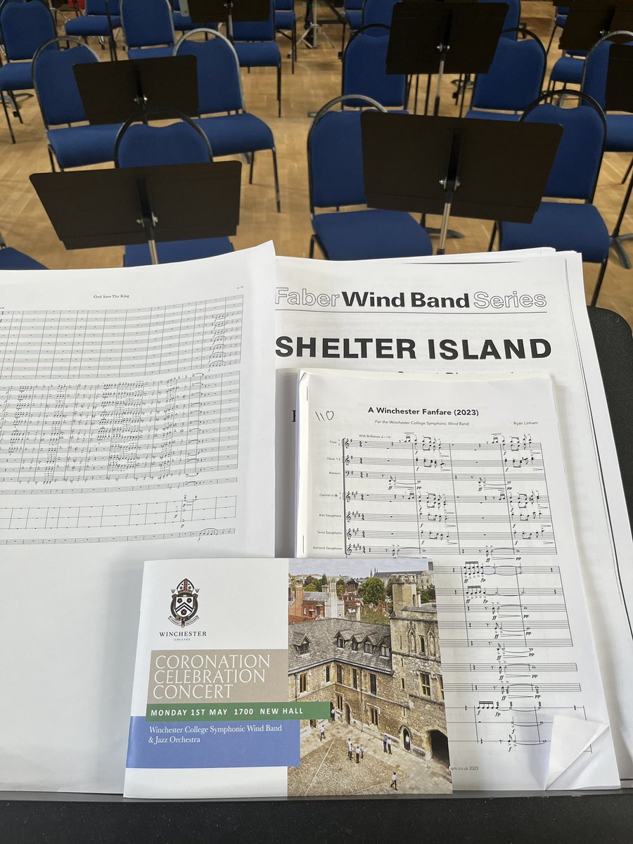 Today: I conduct the amazing <a href="/WinColl/">Winchester College</a> Symphonic Wind Band in an all British programme, including a World Premiere of my own ‘Winchester Fanfare’ - inspired by the glorious school song! 
5pm, New Hall, Winchester College 🥳