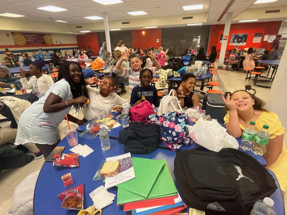 DrWeeksSuperSpecialsTeam tweet media