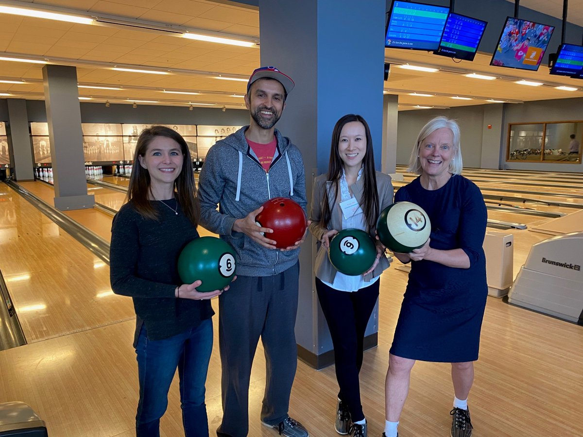 pennsleep's tweet photo. The #PennSleep team having a 🎳BALL🎳 at @AASMorg #YIRF! https://t.co/erTw5ArXif
