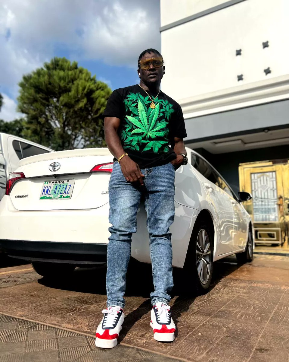 tim_ebuka's tweet photo. Big Mulla May on God🥂 https://t.co/JcvhnMcPHZ