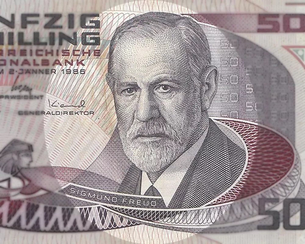 BerlinSfu's tweet photo. Bewerber*innen im laufenden Aufnahmeprocedere für den #Studienplatz im kommenden WS 2023/24 können das Kontaktformular auf der Homepage https://t.co/5LZ81mcABZ —> Studienfinanzierung ausfüllen, um die Broschüre zur #Studienfinanzierung zu erhalten. #SFUBerlin #Studienplatz 💰 https://t.co/gNkXxodDZB