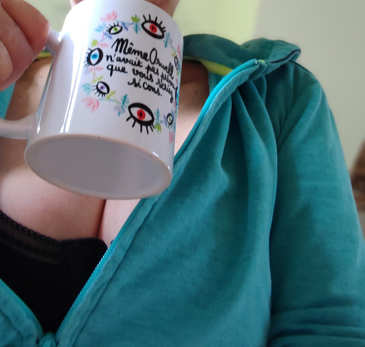 cyberds001's tweet image. Ajoutez moi 😉
#mugchallenge