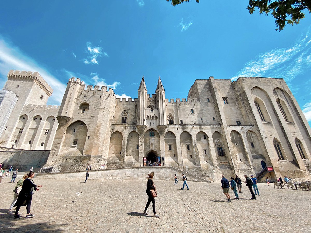 🇫🇷 Ci siamo innamorati di Avignone ❤️ #Francia #ExploreFrance @IT_AtoutFrance @avignontourisme