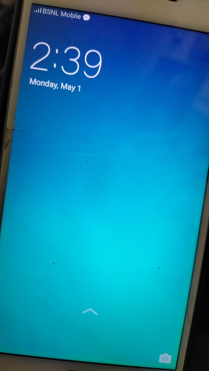 prakash_jeffrey's tweet photo. Remember this mobile #oppof1s still working in great condition.. oppo build quality is good. I wish they should maintain this in an upcoming device @oppo @OPPOIndia https://t.co/QPNcWxzi6u