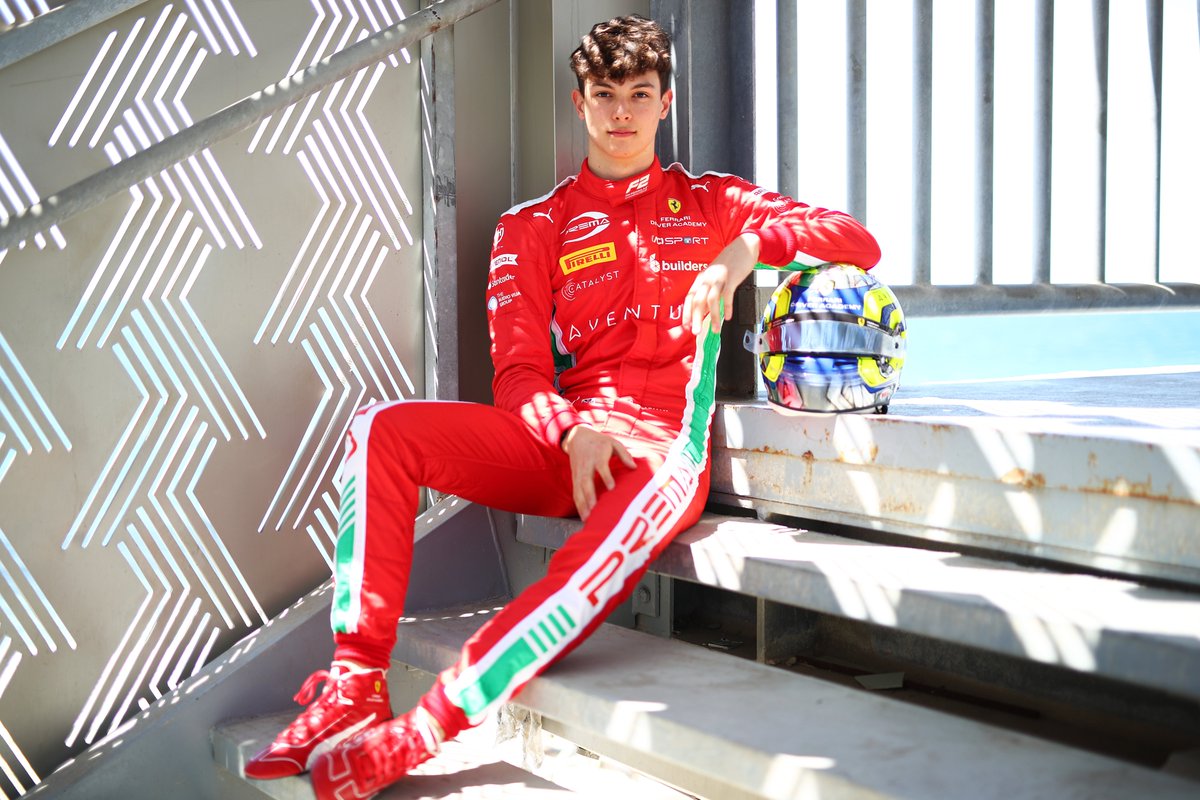 Formula2's tweet photo. We checked with David Attenborough and he said that this rare species of bear is the fastest one in the world! 🤭

#AzerbaijanGP #F2 https://t.co/gY6QNQ2klq