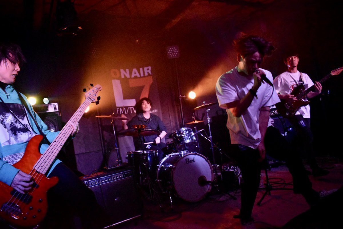QUARTIS0614's tweet photo. 【LIVE情報】
2023.6.25(SUN) 心斎橋 AtlantiQs

※詳細後日発表。
※チケットについてはtwitterメッセージにてご連絡下さい。
※当日ライブ会場にてロゴステッカープレゼント。

QUARTIS info

▷▶LATEST LIVE MOVIE
https://t.co/WUeGQvmJ3C https://t.co/RMC1WNmy9F