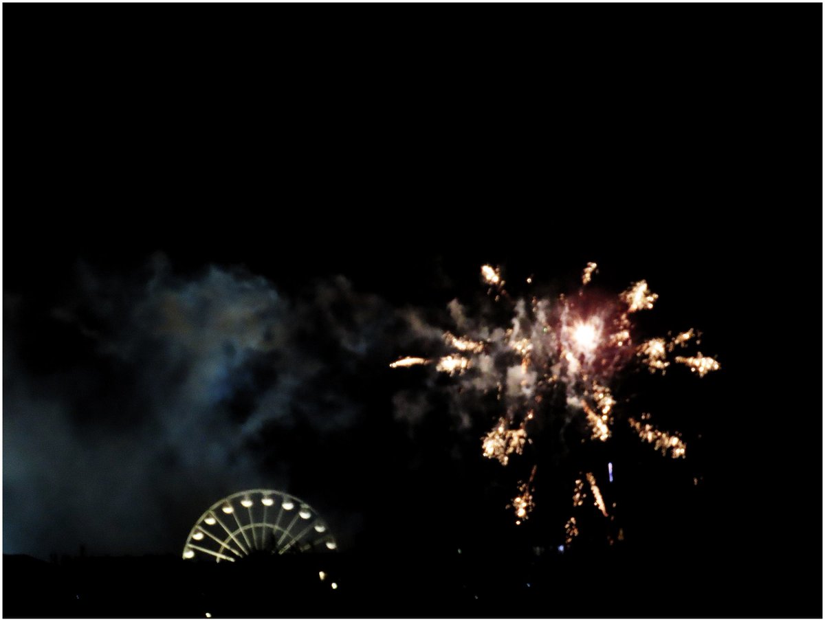 Some of the #Fireworks for #RiverfestLimerick last night