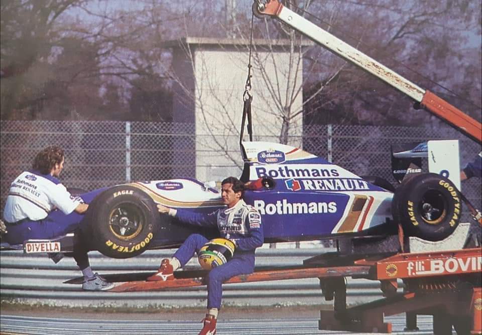 Josemivn's tweet photo. Es la imagen que todos esperamos aquél 1 de mayo de 1994...

Pero fue en los test de marzo. https://t.co/CZFOPiLhjw