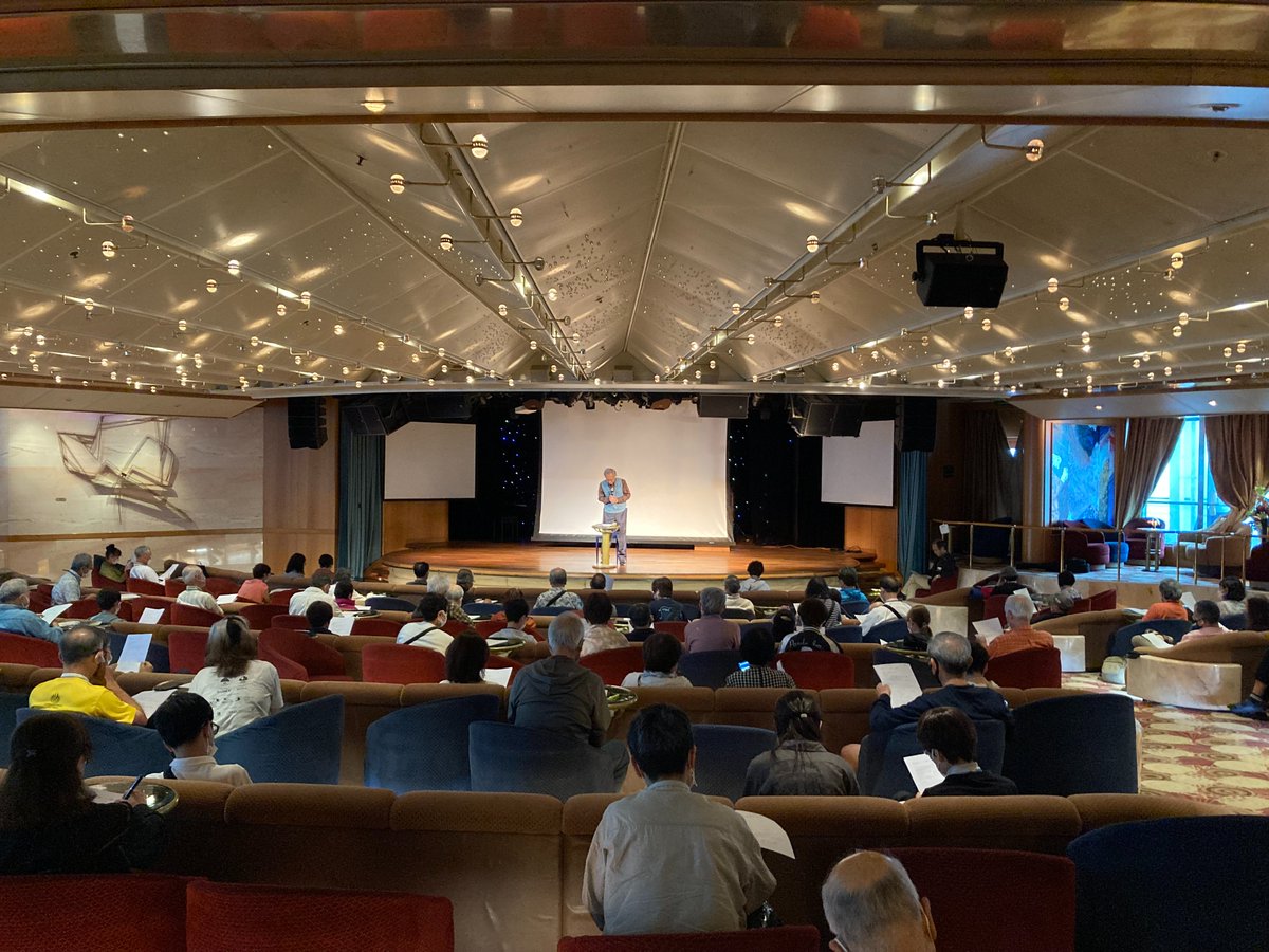 peace_boat's tweet photo. #PeaceBoatGuestEducators
#114GlobalVoyage
Before reaching #Colombo, Honorary Professor @wakouniversity Shibuya Toshio provided valuable context through lectures on #SriLanka’s complex history and diverse culture. #SailingForChange #SDGs @PeaceBoat_US @SupprtPeaceBoat https://t.co/Hj0g5GW0u5
