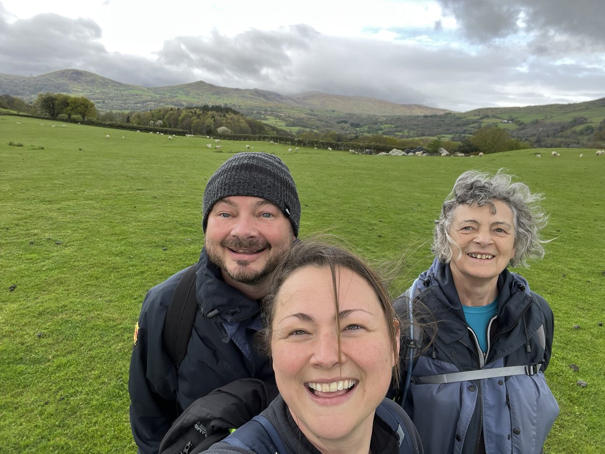 dinibach's tweet photo. Tallest style I’ve come across to date 😂
Lovely walk with Mum and @BoonbachEleri collecting a few more stamps along the way. #northwalespilgrimsway #sundaywalks #views #youarehere https://t.co/ihxU9RfWHg