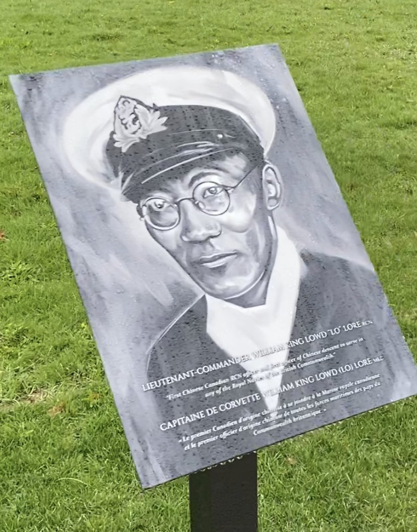 Co-Founder <a href="/s_e_livingston/">Sean E. Livingston</a> with Sandra Jang and Chris Lore, both related to #CNTP honouree LCdr Lore! 
Hoping to make more connections with families of our honourees! <a href="/RoyalCanNavy/">Royal Canadian Navy</a> #history #WWII #Canada #wethenavy #Trailblazer #weremember #LestWeForget