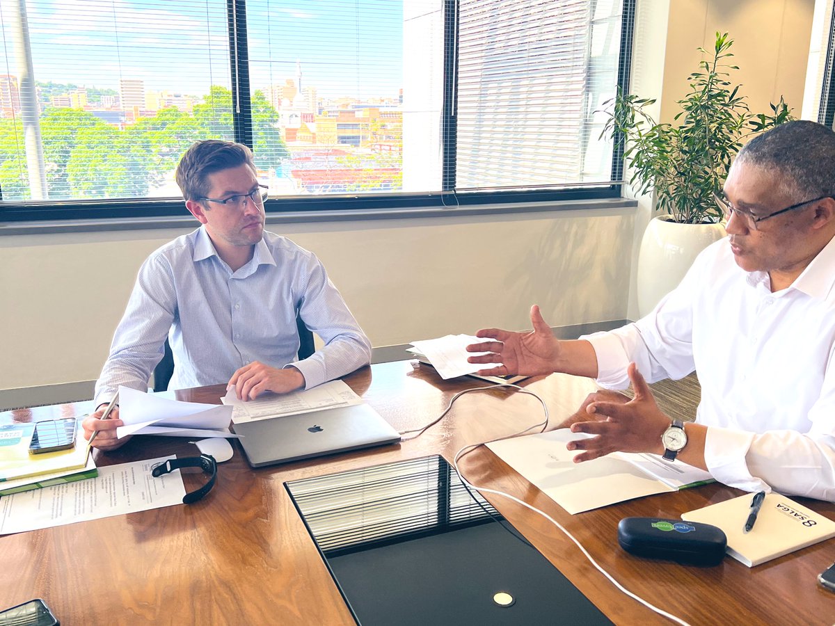 tshwane_mayor's tweet photo. It is a difficult time for the Tshwane metro, but the city has thousands of honest and hardworking officials. The city manager and I want to wish our officials a happy Workers Day. Let’s take hands to build a capital city that works for all its people. #WorkersDay2023 https://t.co/SEdRSzJtoZ