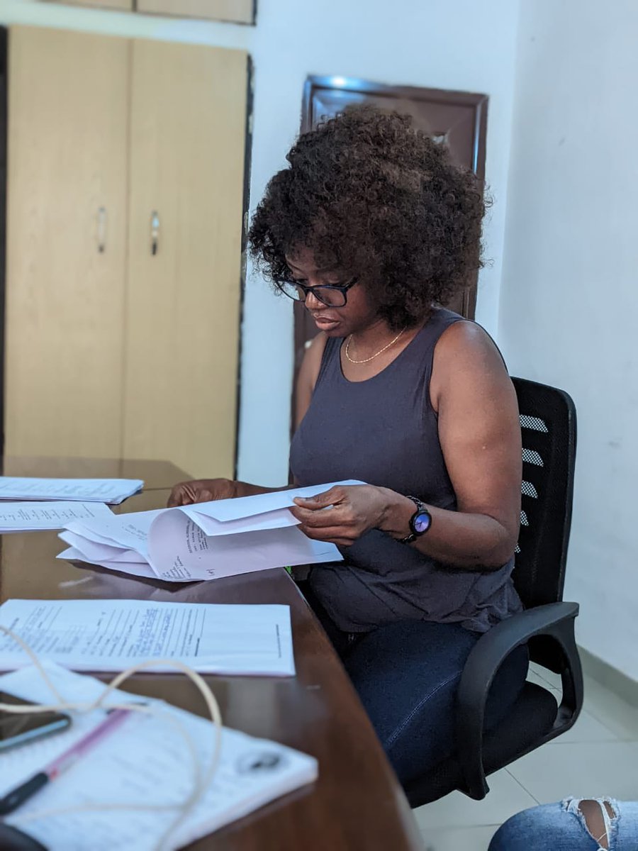 Yawaskit's tweet photo. Frame 1 - Aivee Braimah (Head Writer)
Frame 2 - @RMbamah (Production Manager)
Frame 3 - @Chidi_best1 (Editor)
Frame - @MimiEhis (Admin/P.M) #LabourDay #WorkersDay https://t.co/Z4EMbwfWVj
