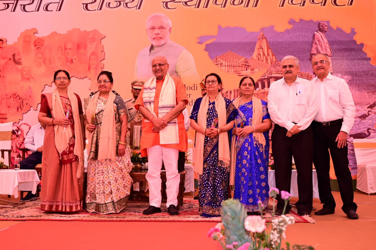 देश के आर्थिक विकास में महाराष्ट्र और गुजरात का महत्वपूर्ण योगदान: राज्यपाल-Important contribution of Maharashtra and Gujarat in the economic development of the country: Governor