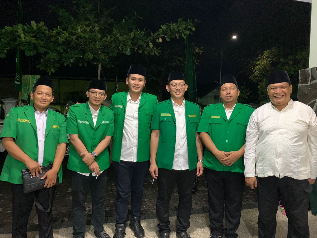 pwansorjatim's tweet photo. Selamat dan Sukses atas dilantikannya Pengurus PC GP Ansor Lumajang masa khidmat 2021-2025, selamat mengemban amanah Organisasi Sahabat 🙏
Ahad, 30 April 2023

#SpiritBaruAnsorJatim https://t.co/u9AcFlP9km