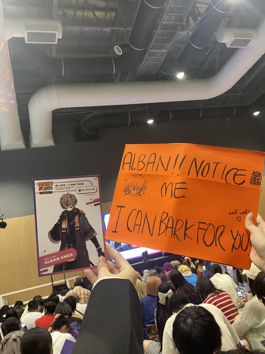 bao_jae's tweet photo. ALBAN NOTICE ME!!!!!!!!!

#albanknox https://t.co/BO1C8XgLNI