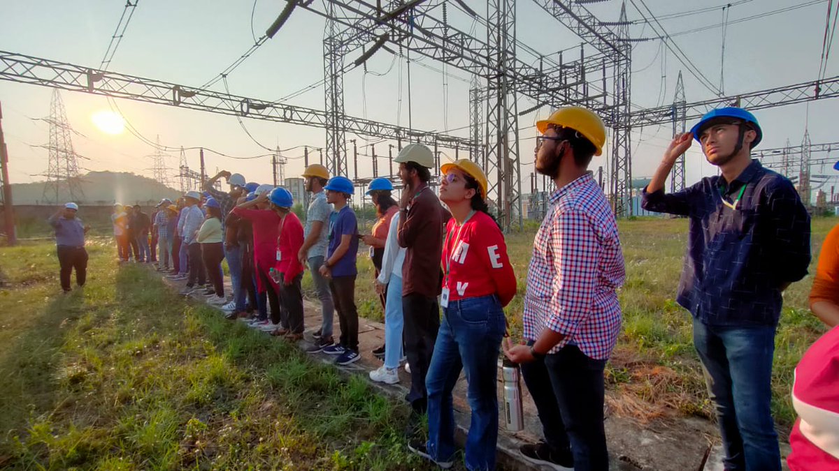 KIITUniversity's tweet image. Our School of Electronics Engineering students had an insightful industrial visit at OPTCL, Bhubaneswar, led by Prof. Kumar Biswal and his team. The visit gave students a practical insight into the functioning of power grid systems and their practical implementations. 

📸👇🏼