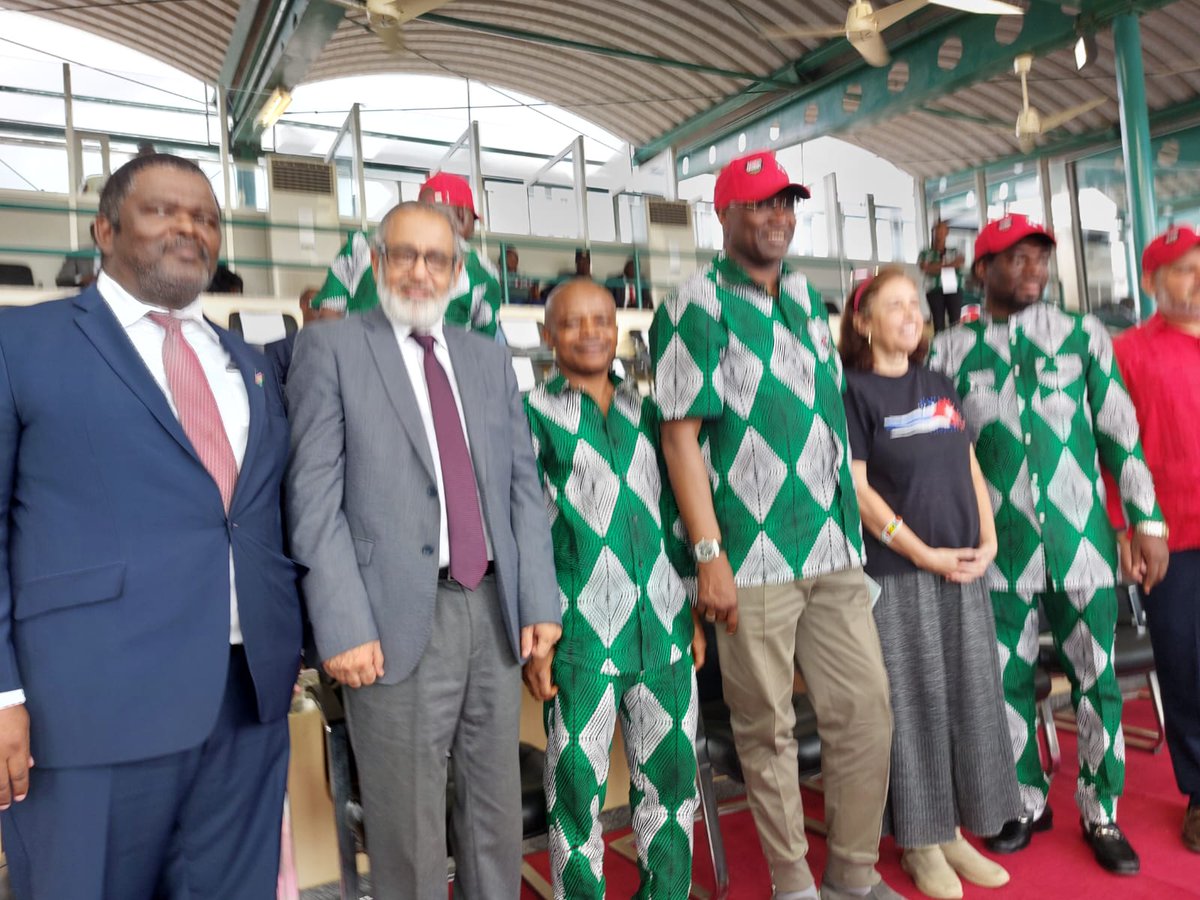 ugtsario's tweet photo. El Embajador de la RASD, en Nigeria, participa junto a varios Embajadores en los festejos del Primero de Mayo, en Abouja, invitado por el sindicato NLC, donde se exige una petición de libertad al pueblo Saharaui en el comunicado final del sindicato Nigerian Labour Congress. https://t.co/vk0qnbe2wR