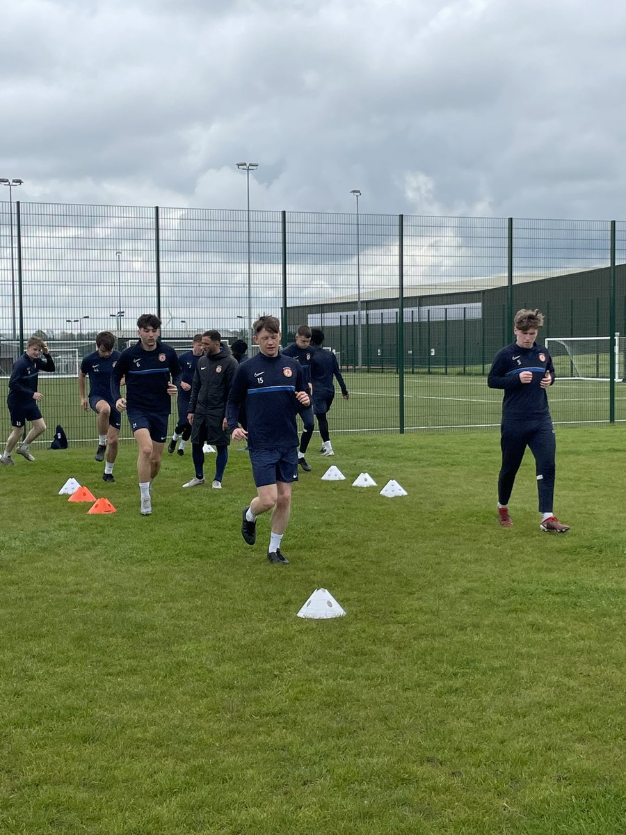 LiamONeill10's tweet photo. Bank holiday Monday morning and the boys are in #cupfinalprep https://t.co/Y6CgSGGxnE