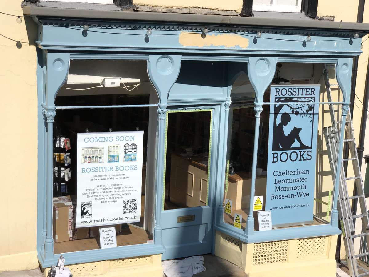 Becoming blue...
Painting outside is well under way. Signage going up on Thursday.

And we will be open on Monday 8th May🎺😍

Spread the word!

#Malvern #newbookshop #opening #indiebookshop