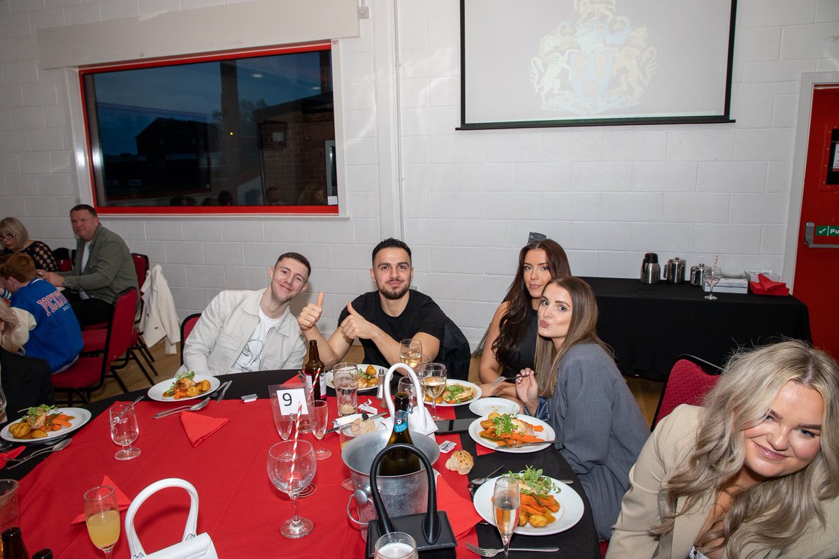 Jonathan Moore tweet media