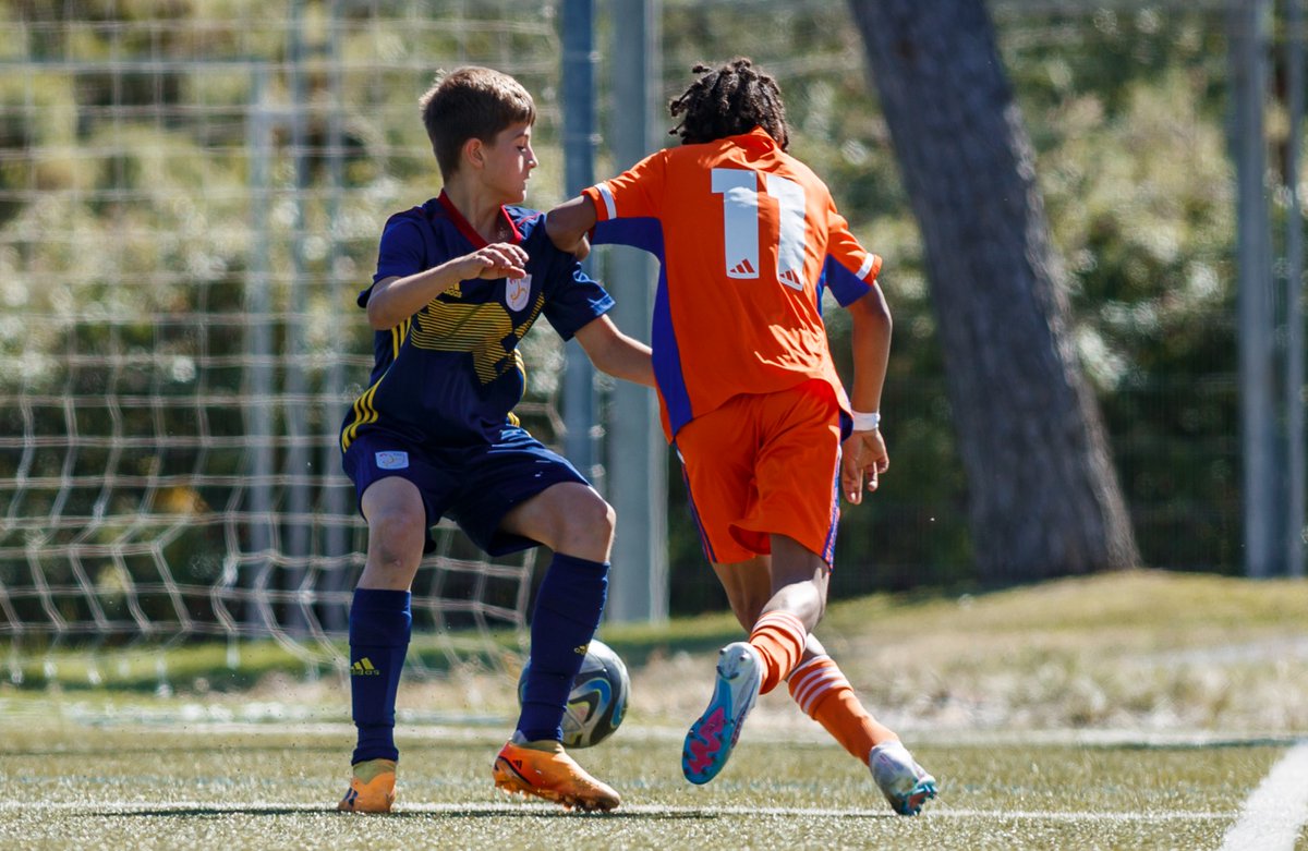 FCF_CAT's tweet photo. ๐ #sub12M
โฐ FINAL!
Ens quedem a les portes de la ๐ณ๐ถ๐ป๐ฎ๐น
#Catalunya 1โฃ๐2โฃ @FFCV_info
โฝ๏ธ Hugo Chacรณn
Cap ben amunt, nois! ๐ก๐ด
#SeleccionsCAT https://t.co/LwfyRzZDPs