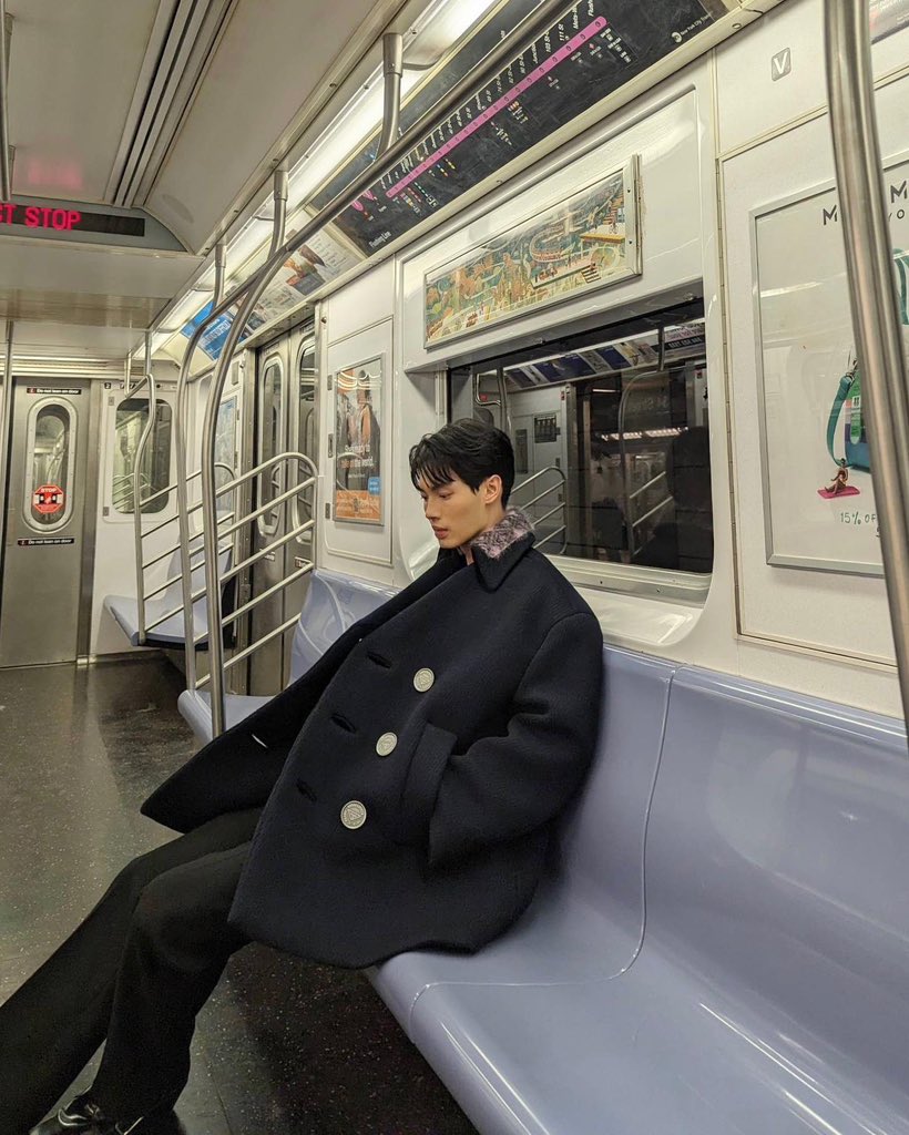 pan_supak's tweet image. ไม่รู้จะอวยยังไงให้เหมาะสมกับความหล่อของพี่วินแล้วลูก

Win Metawin
#winmetawin @winmetawin