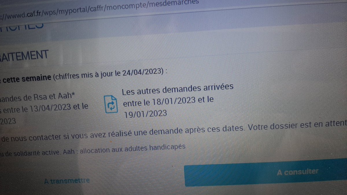 Neogotobe's tweet photo. [THREAD] de lassitude...

Hey coucou @CafCalvados... Dites, les délais de traitement des dossiers deviennent infernaux. Derrière les numéros d'allocataire, il y a des gens qui galère. Mais vraiment. Genre nous concernant, vous êtes un calvaire pour la gestion de notre budget .... https://t.co/C87V0aGHNg