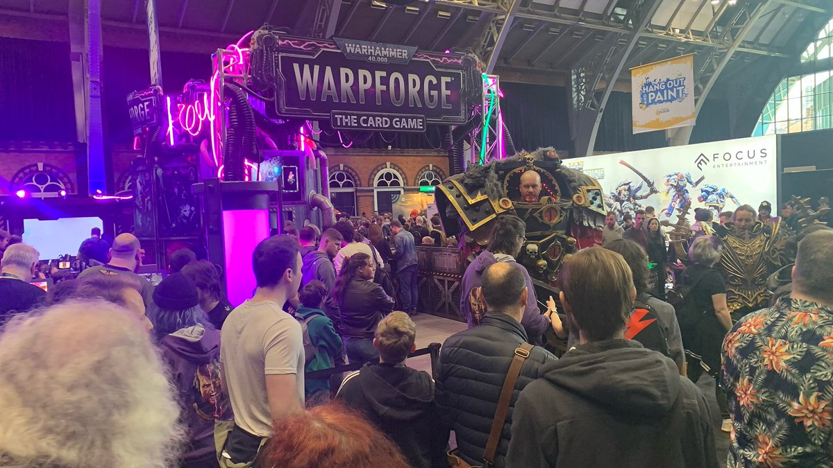 HorusLegions's tweet photo. Day 2 of Warhammer Fest was a blast! The Warmaster @Roth1982 himself arrived to inspect the stand, and helped to control the crowds trying to make their way into the Omnispex Chamber.
#WarhammerFest #WarpforgeFest #LegionsFest #Warpforge40K #HorusLegions #40k #wh40k https://t.co/SwQswr4d3y