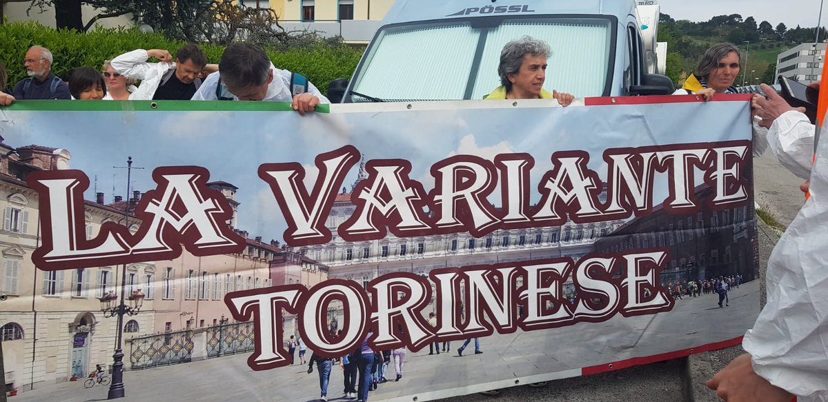 VarianteTorino's tweet photo. Presenti a Pesaro #Primomaggio #1maggio https://t.co/BsGT7AZ0EH
