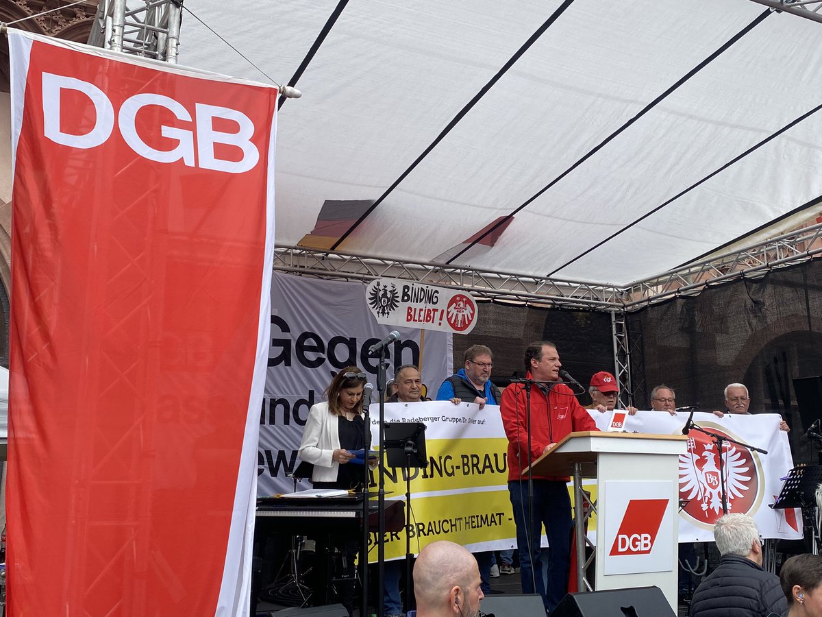 michael_muell80's tweet photo. Auch heute gilt #bindingbleibt in #Frankfurt. #TagderArbeit https://t.co/4mnUvxT1F5