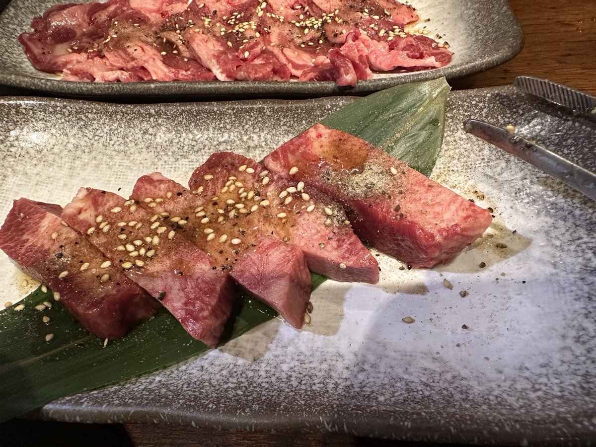 誕生日🎂
記念日は毎回焼肉
焼肉とケーキと早めにもらった車高調で祝ってもらった🎉