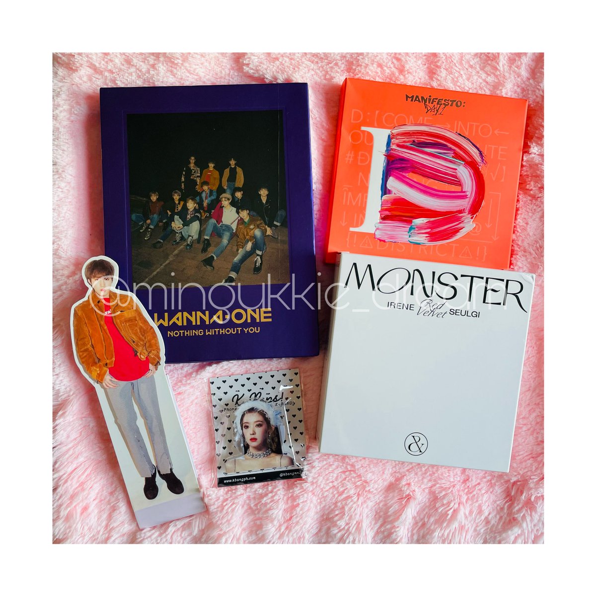 autumnkzuha's tweet photo. Unsealed Kpop Albums Giveaway‼️

Want to get your hands on these unsealed kpop album?

Follow &amp; RT this and tell us about your unforgettable experience in KPOP BNS!Using the Hashtag #ParaSaKPOP‼️

💌 1 winner unsealed kpop albums
💌 1 winner 50 pesos gcash

ends on May 3
🇵🇭 only https://t.co/dMVhTiDntC