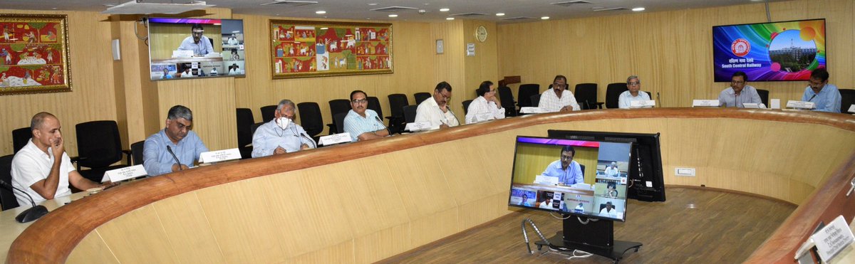 Shri Arun Kumar Jain <a href="/arunjainir/">Arun Jain</a> General Manager, SCR holds #safety and #performance meeting with Principal Heads of Departments at SCR Hqrs Rail Nilayam. Divisional Railway Managers participated through Video Conferencing <a href="/AshwiniVaishnaw/">Ashwini Vaishnaw</a> <a href="/RailMinIndia/">Ministry of Railways</a>