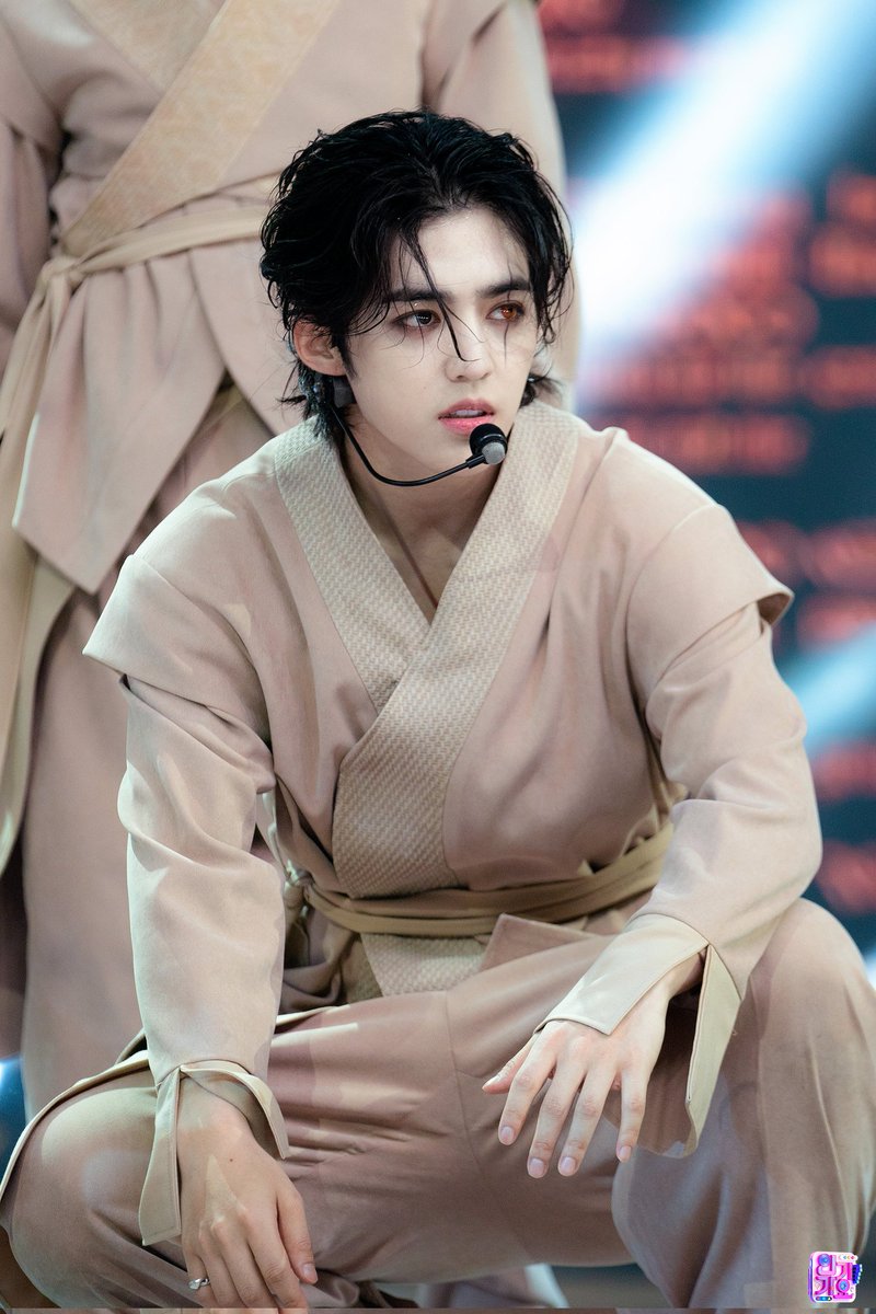 svtcontents's tweet photo. [THREAD] 230501 SEVENTEEN '손오공' (Super) on SBS Inkigayo On-Set Photos

🖇️ https://t.co/5NYwzAvFNJ

S.COUPS #에스쿱스 https://t.co/h2ewgA5BXK