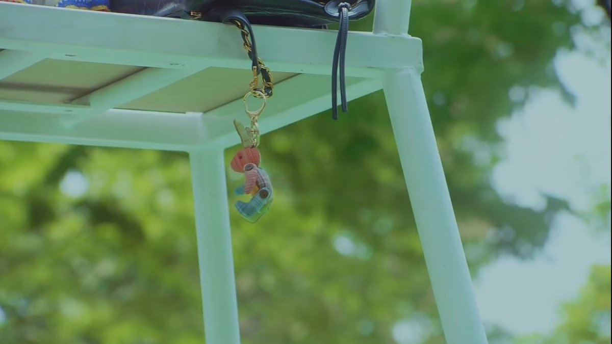 dumbaikon's tweet photo. ALL THESE HINTS? i know they'll be going back to their past mvs and recollect their past years memories 🥹

iKON U MV TEASER
#iKON_TakeOff_D3 https://t.co/DZCulqy7RM