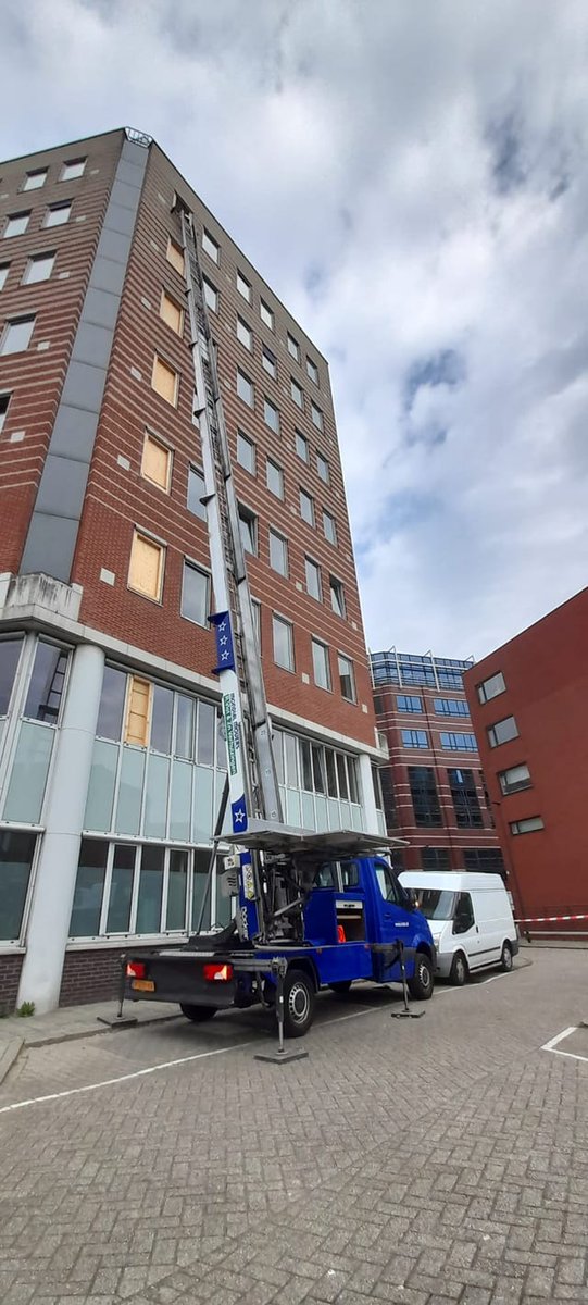 The sky is the limit!
#verhuizen #vakmanschap <a href="/MondialVlot/">Mondial R. Vlot & Zn</a> <a href="/MondialMovers/">Mondial Movers</a>