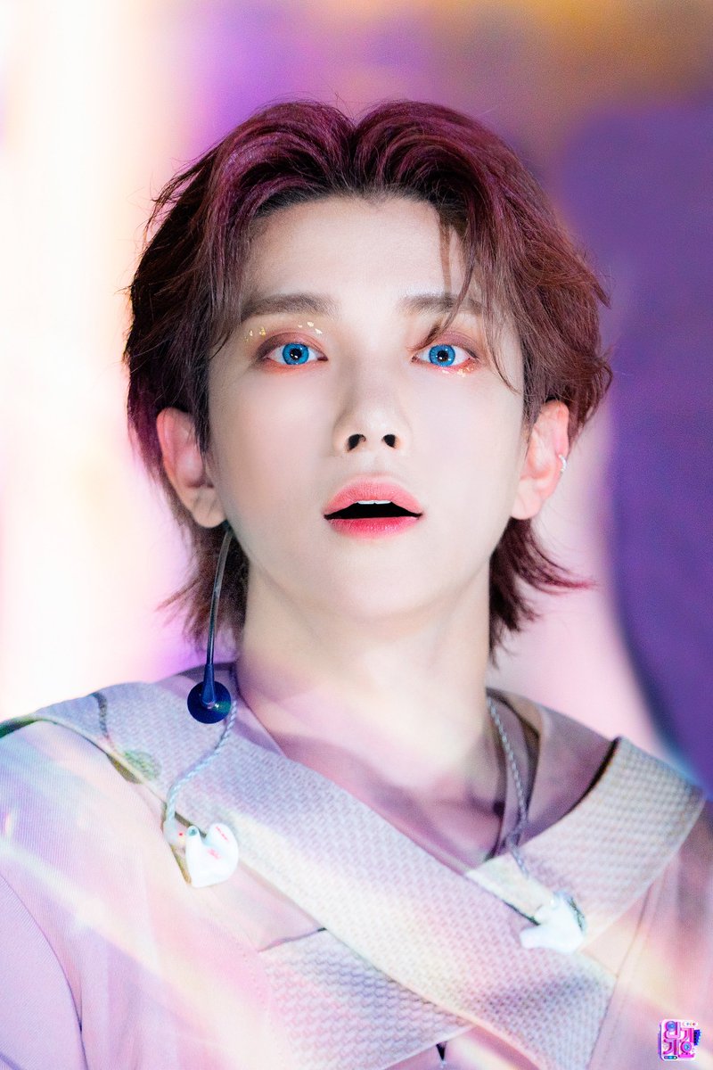 와진심이사진땜에너무충격먹음..............
인간이맞나싶은알흠다움