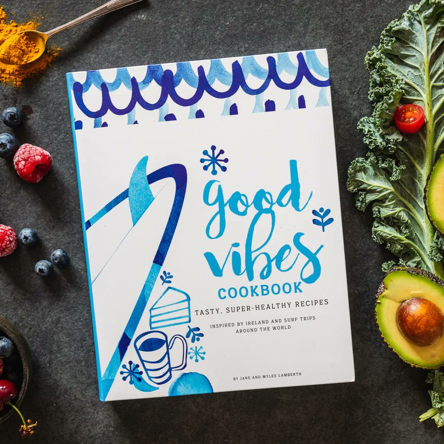 CarveMag's tweet photo. Sale on! Bargain prices on books from travel to cooking! Shop here > https://t.co/qB7AyLhk50 https://t.co/UiroHb24F1