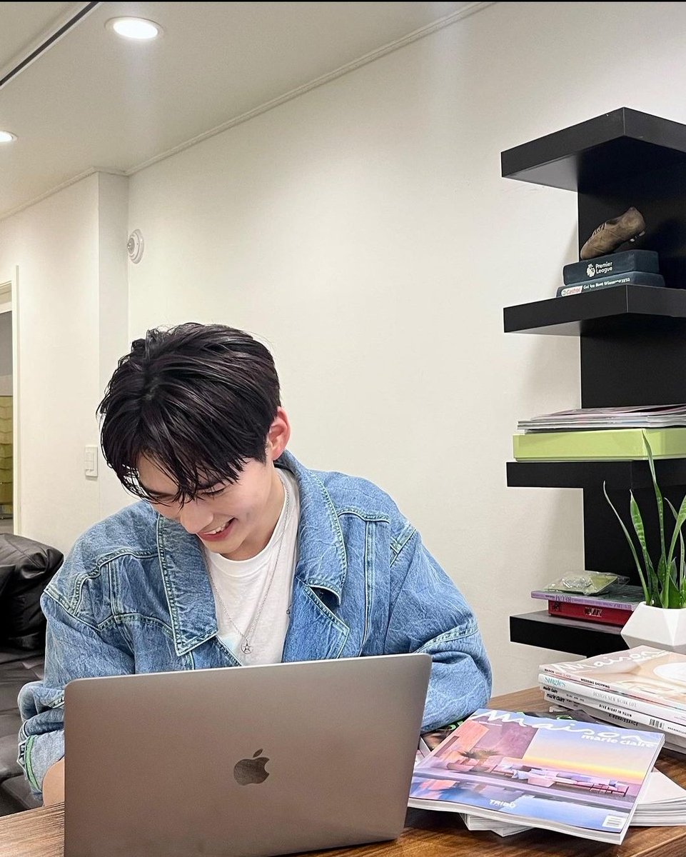 4yuje's tweet image. #studydate with hanbin