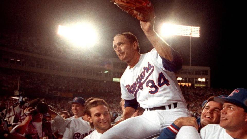 TXSportsHistory's tweet photo. Today in 1991, Nolan Ryan pitches the seventh no-hitter of his career. The 44-year-old  defeats the Toronto Blue Jays, 3-0 at Arlington Stadium. https://t.co/3ht7L1UNDW