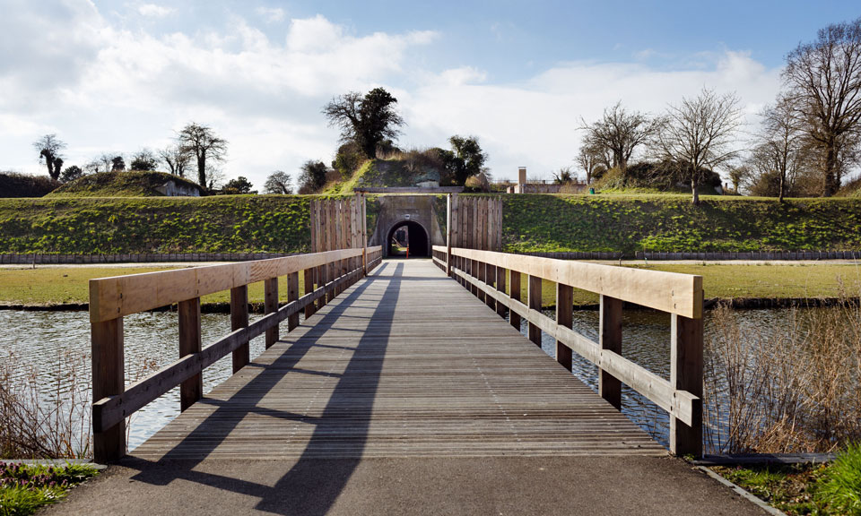 Monumentale verbouwingsplannen? Van 1 mei tot 1 juli 2023 kun je bij de provincie weer subsidie aanvragen voor duurzaamheids- en toegankelijkheidsmaatregelen t.b.v. de
herbestemming rijksmonumenten: bit.ly/3LFVZim