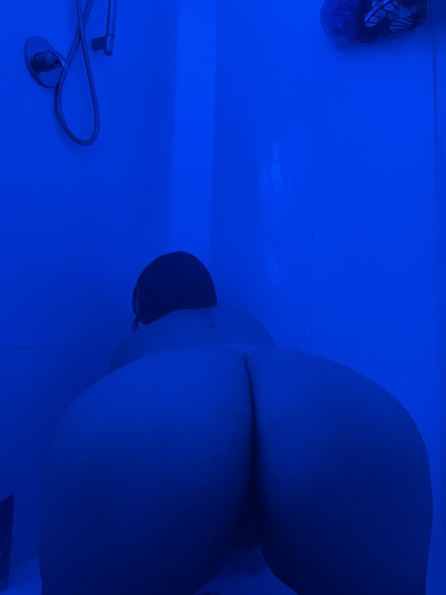 ferris_kierra's tweet photo. up close and personal https://t.co/H2tFOO2WBl