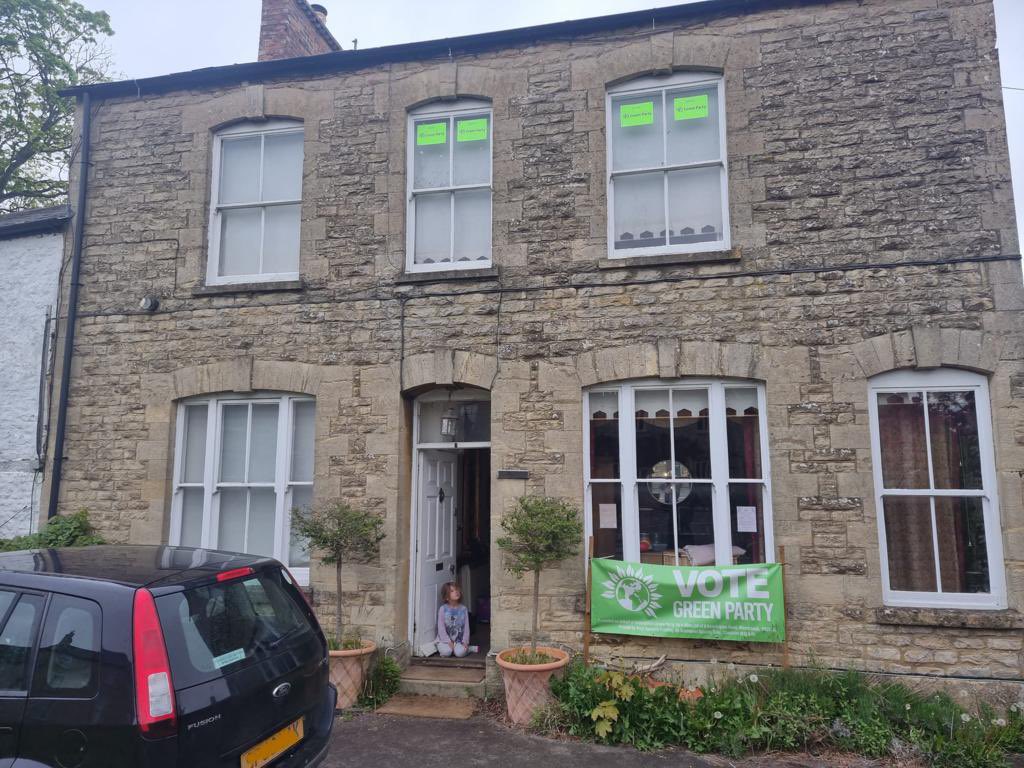 Going Green in #Bampton! 😍💚 
#votegreen #getgreenselected #4may #wantgreenvotegreen