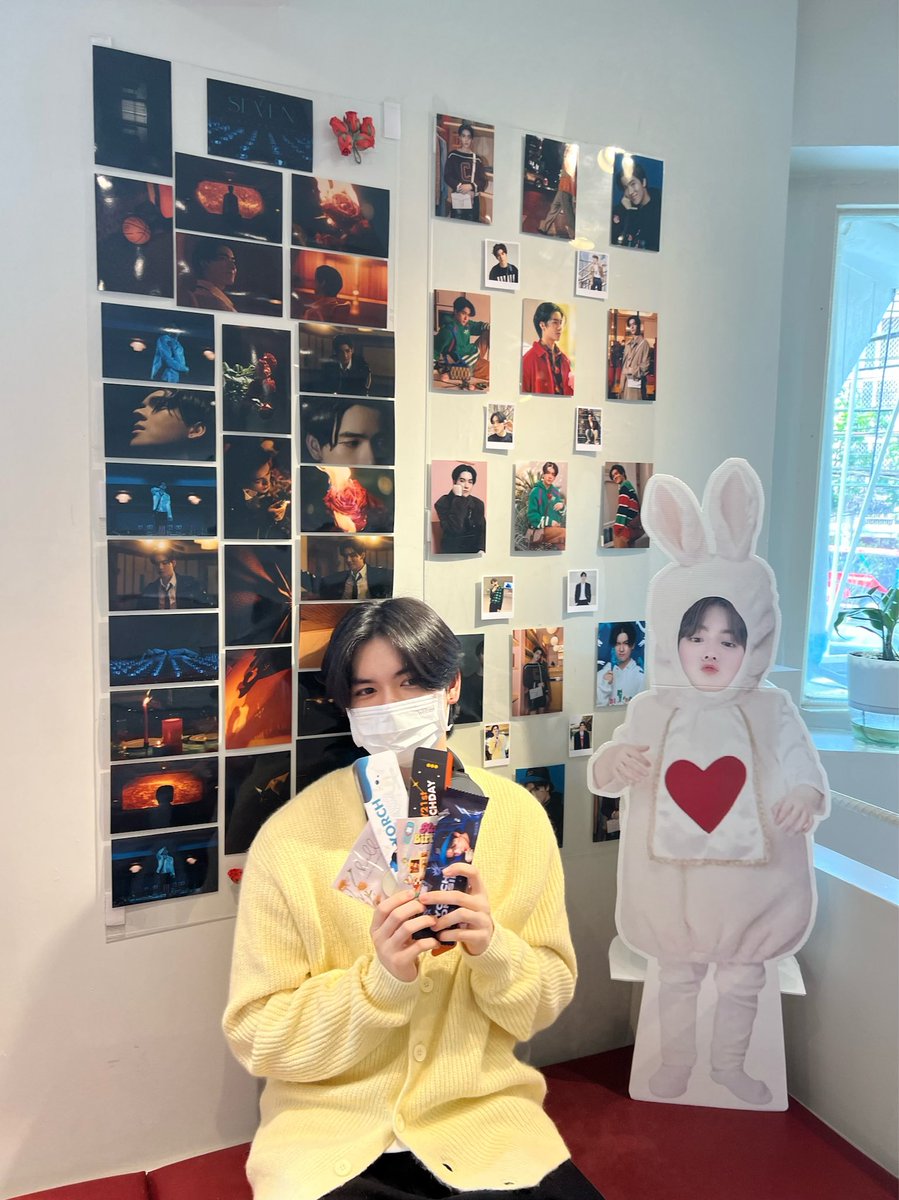 AmmodelAu's tweet photo. 🥺🤍🎂🙇‍♂️ ขอบคุณทุกคนครับผม @IAmYorch_TH 
・・・ @yorch_ent 
✿𝒀𝑶𝑹𝑪𝑯 𝑩𝑰𝑹𝑻𝑯𝑫𝑨𝒀 𝑪𝑨𝑭𝑬✿

#Happy21stYorchDay 
#YorchEntertainment
#SevenYORCH
#yorch_yongsin
#ammodel https://t.co/cIzJYqG0q0