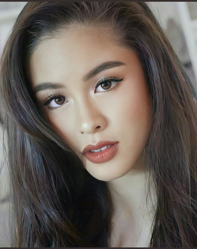luvurselfrj's tweet photo. HAPPY 24TH BIRTHDAY KISSES 
#KissesDelavin I #DonKissFam https://t.co/nPLHp1d4Qs