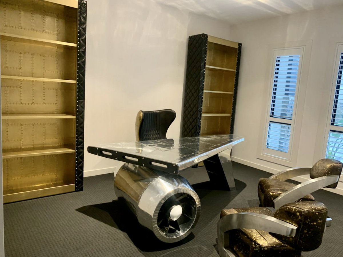 Starting the week like a boss with statement ✈️ aviator pieces from @cocoleafurniture ➡️Contact us to create your boss office and customise
your finishes, fabrics and size as required. #industrialfurniture #loftsliving #loftstyle #milliondollarlistings #aviator